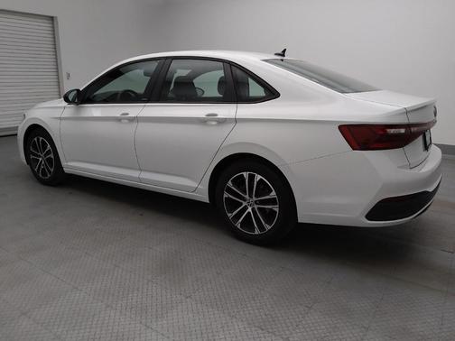 Pure White 2025 Volkswagen Jetta 1.5T Sport