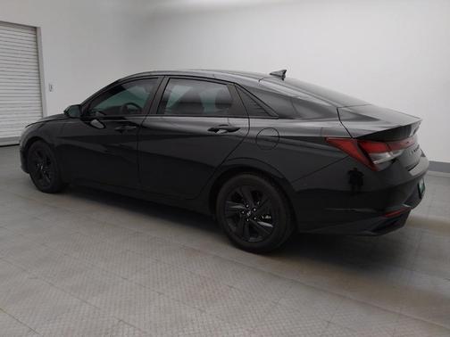 Phantom Black 2021 Hyundai ELANTRA SEL