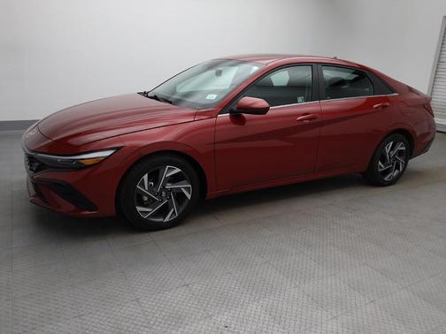 Ultimate Red 2025 Hyundai ELANTRA SEL