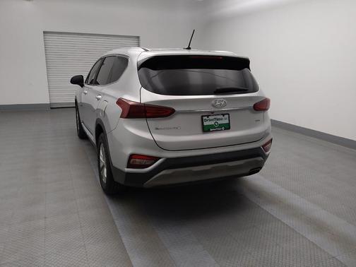 2019 Hyundai SANTA FE SE 2.4