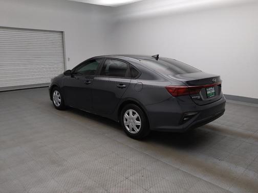 Gravity Gray 2021 Kia Forte FE