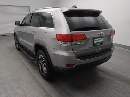 2019 Jeep Grand Cherokee Laredo