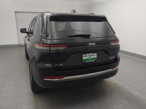 Diamond Black Crystal Pearlcoat 2023 Jeep Grand Cherokee Limited