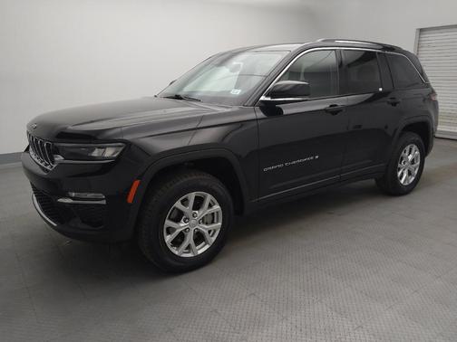 Diamond Black Crystal Pearlcoat 2023 Jeep Grand Cherokee Limited