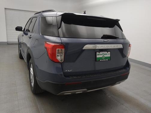 Infinite Blue Metallic Tinted Clearcoat 2021 Ford Explorer XLT