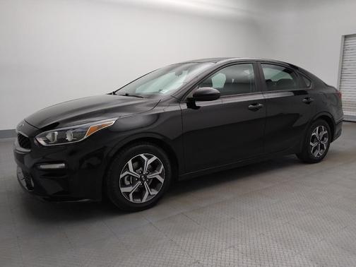 Aurora Black 2019 Kia Forte LXS