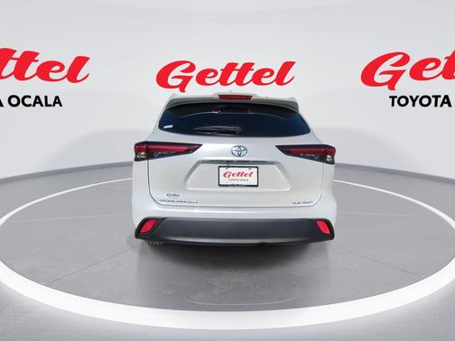 2026 Toyota Highlander XLE