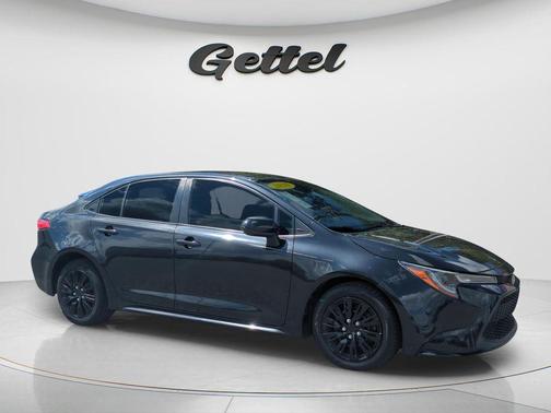 Black Sand Pearl 2020 Toyota Corolla LE