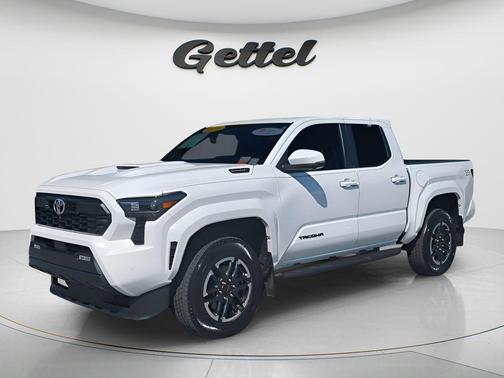 2024 Toyota Tacoma Hybrid TRD Sport