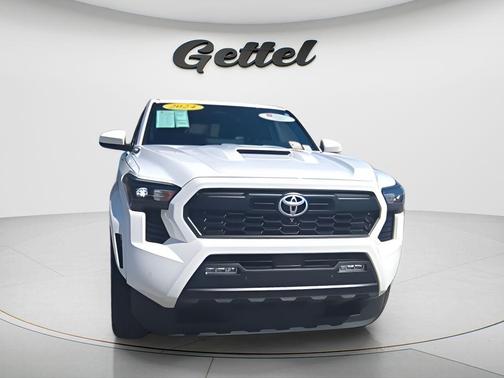 2024 Toyota Tacoma Hybrid TRD Sport