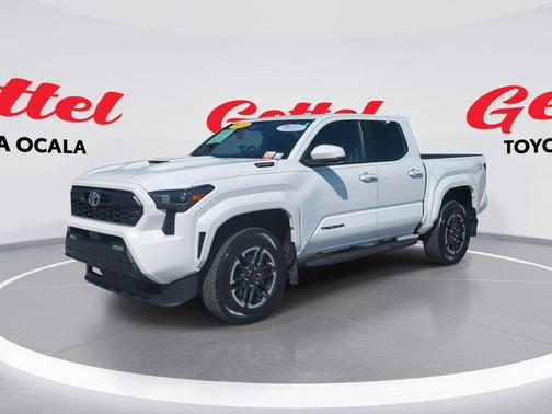 2024 Toyota Tacoma Hybrid TRD Sport