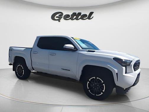 2024 Toyota Tacoma Hybrid TRD Sport