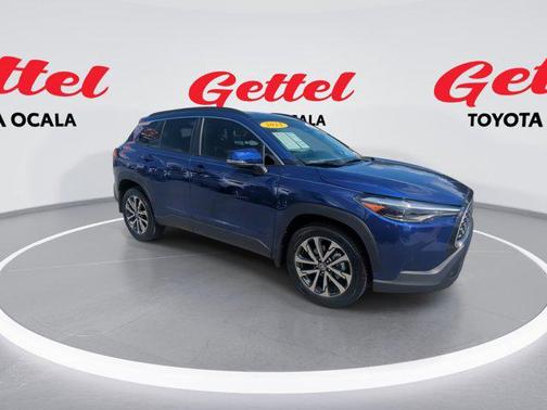 2023 Toyota Corolla Cross XLE