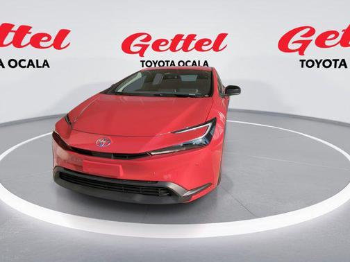 2025 Toyota Prius LE