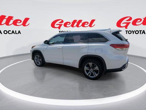 2019 Toyota Highlander Hybrid Platinum