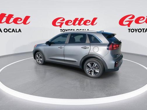 2022 Kia Niro LXS