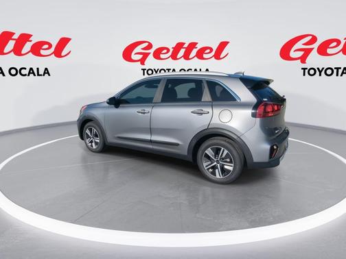 2022 Kia Niro LXS