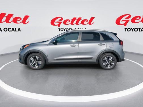 2022 Kia Niro LXS