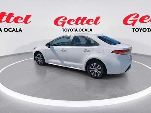 2022 Toyota Corolla Hybrid SE