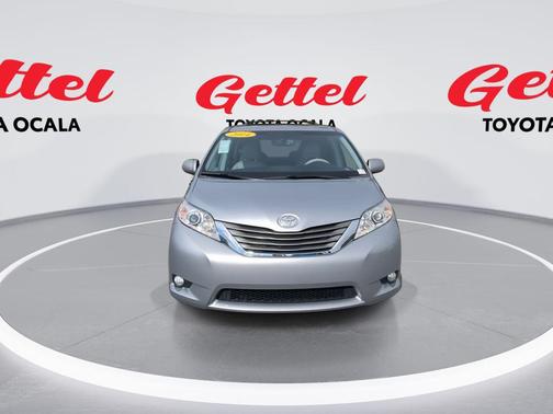 2014 Toyota Sienna XLE