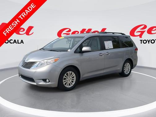 2014 Toyota Sienna XLE