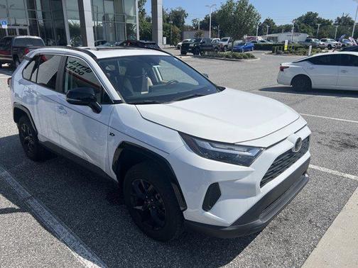 2023 Toyota RAV4 XLE