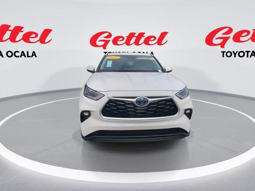 2021 Toyota Highlander Hybrid LE