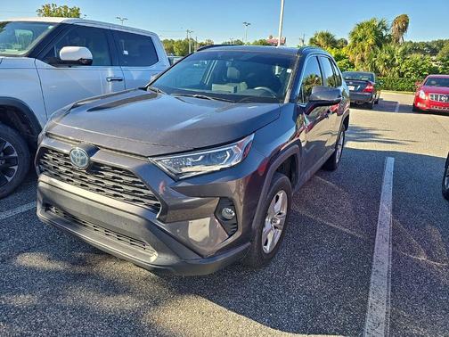 2021 Toyota RAV4 Hybrid XLE