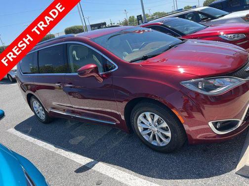 2018 Chrysler Pacifica Touring-L Plus