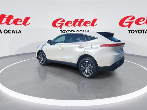 2022 Toyota Venza LE