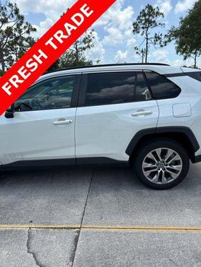 2022 Toyota RAV4 XLE Premium