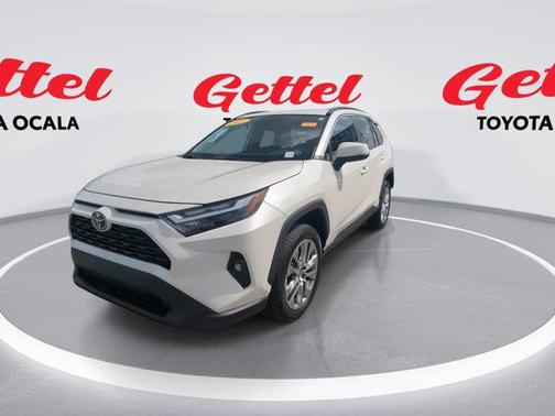 2022 Toyota RAV4 XLE Premium
