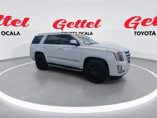 2019 Cadillac Escalade Luxury