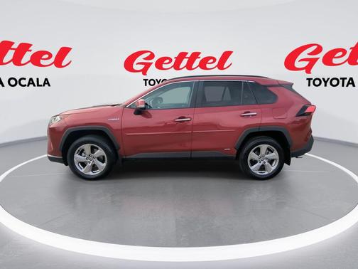 2021 Toyota RAV4 Hybrid SE