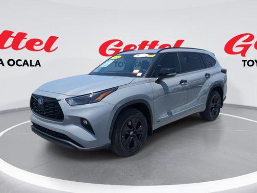 2024 Toyota Highlander Hybrid XLE