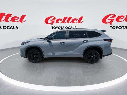 2024 Toyota Highlander Hybrid XLE