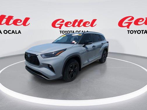 2024 Toyota Highlander Hybrid XLE