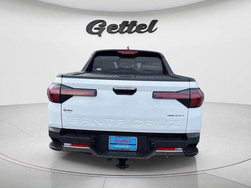 Atlas White 2023 Hyundai SANTA CRUZ Limited