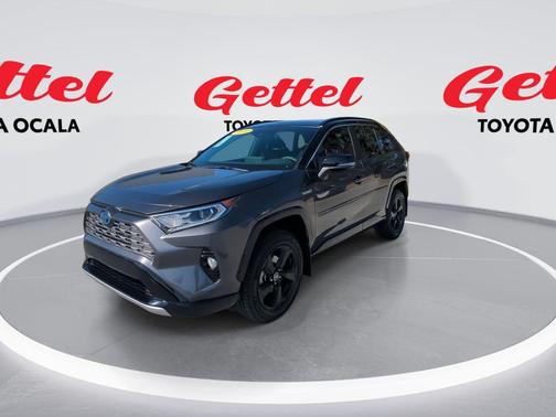 2019 Toyota RAV4 Hybrid SE