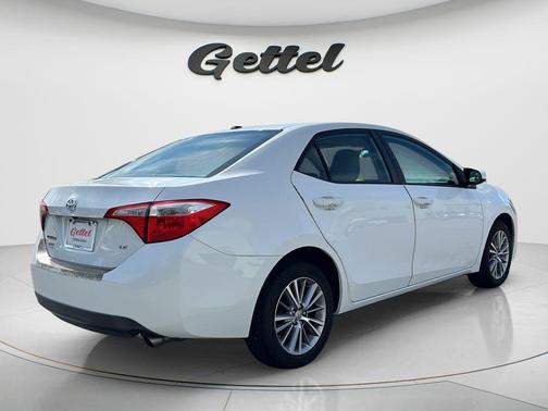 Super White 2014 Toyota Corolla LE Plus