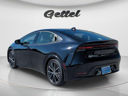 2023 Toyota Prius XLE