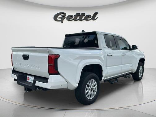 Ice Cap 2024 Toyota Tacoma SR5