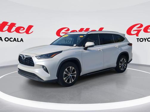 2021 Toyota Highlander XLE