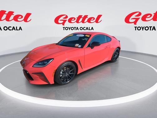 2025 Toyota GR86 Premium