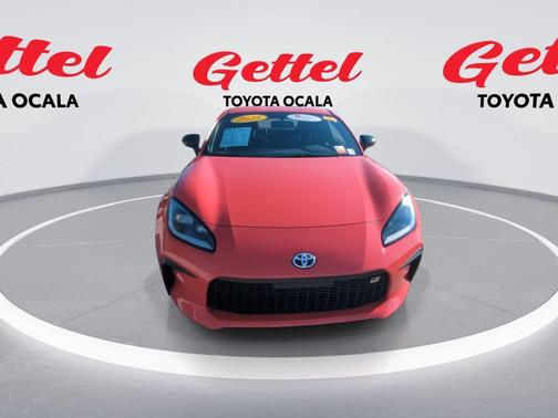 2025 Toyota GR86 Premium