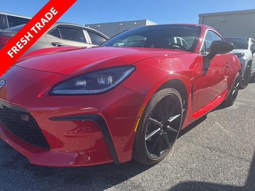 2025 Toyota GR86 Premium