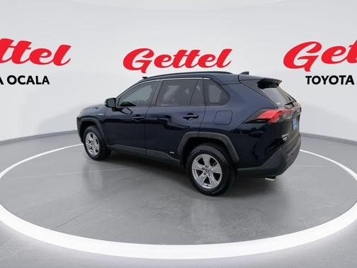 2020 Toyota RAV4 Hybrid XLE