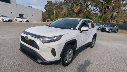 2022 Toyota RAV4 XLE