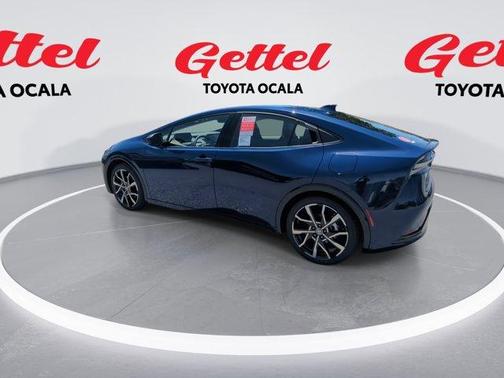 2025 Toyota Prius L