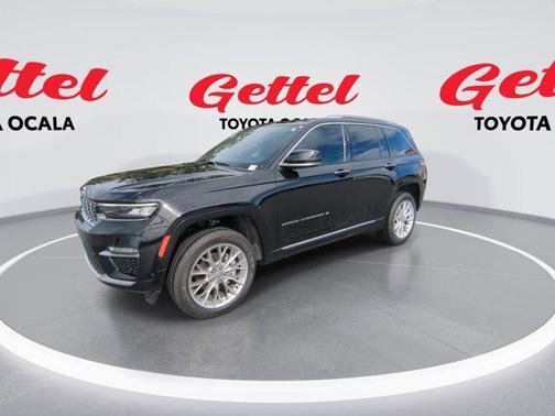 2023 Jeep Grand Cherokee Summit